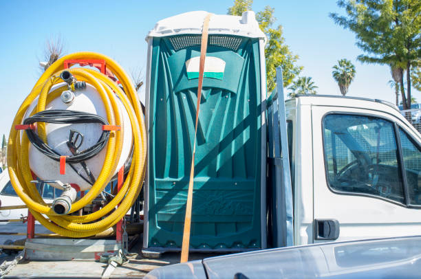 Best Luxury portable toilet rental  in East Peoria, IL
